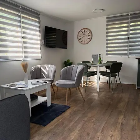 Napsugar Vendeghaz Apartment Tahitotfalu